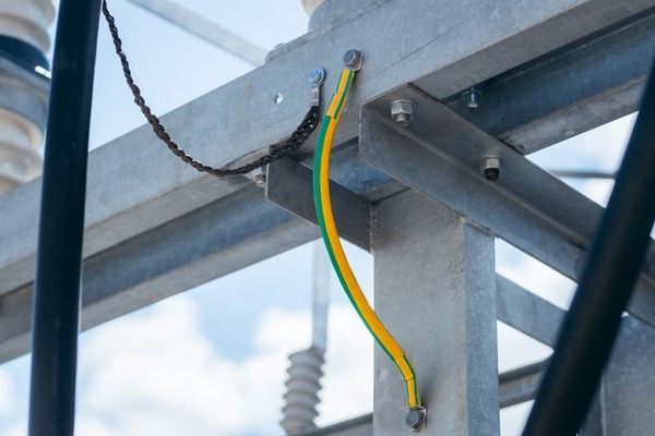 What Is a Ground Loop? | Advanced PCB Design Blog | Cadence